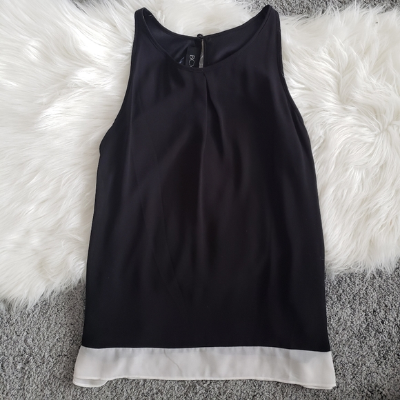 BCX Black Sleeveless Top with White Trim - Picture 6 of 7